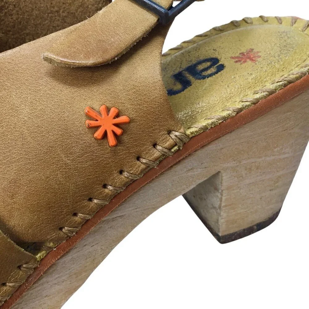 The Art Company Platform Sandals Golden Yellow Leather Wooden Heels Size 39 / 8